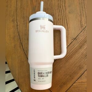 Stanley Quencher H2.0 Tumbler - Light Pink